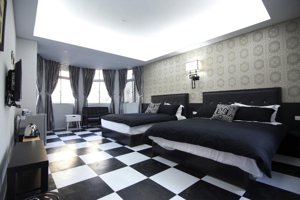 Hotel Chao Daily Rent Tainan Exterior foto